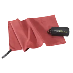 Cocoon Microfiber Towel Ultralight marsala red